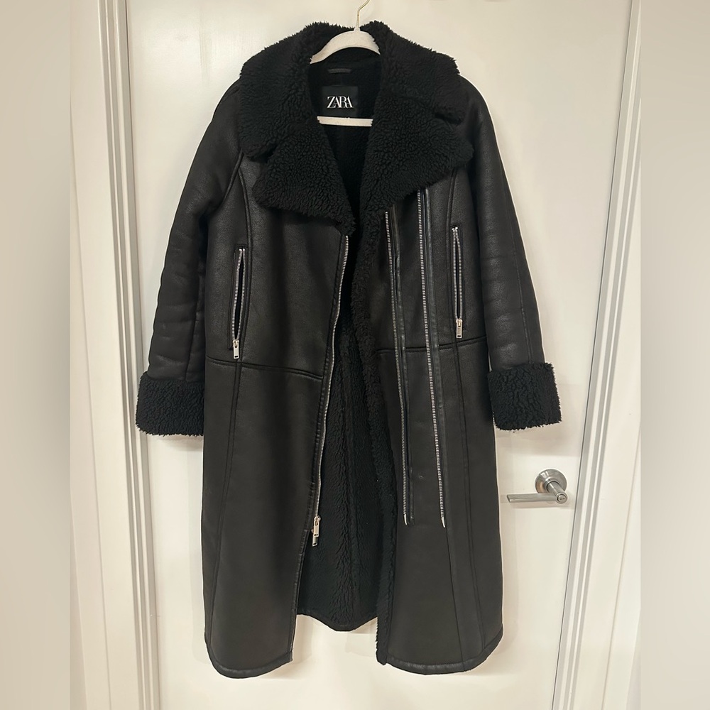 Zara Women's Black Teddy Jacket
